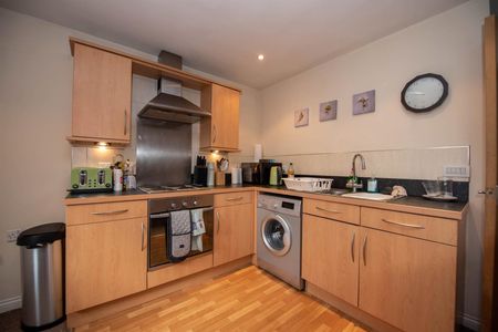 Hendon Court,Hendon Rise - Photo 5