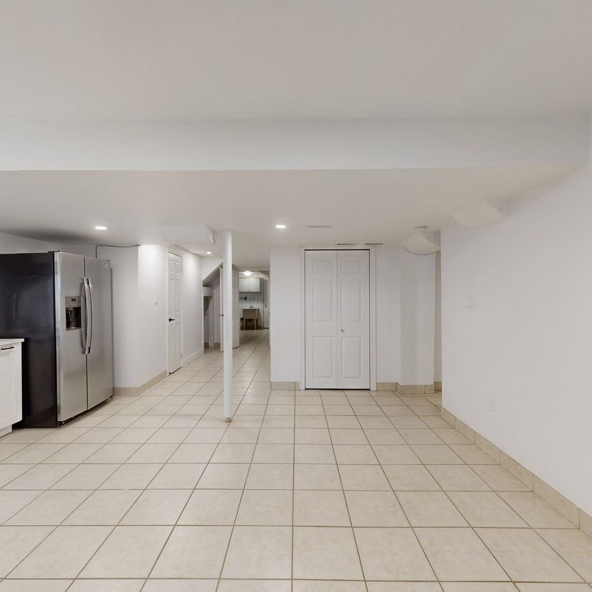 For Lease - 70 Earl Stewart Drive Unit# Basement, Aurora, Ontario - Photo 1