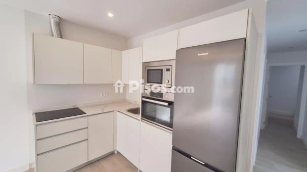 Piso en alquiler en Centro - Photo 1
