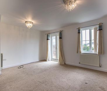 3 bedroom semi-detached house to rent - Photo 5