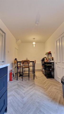 Room 5, 265 Woodstock Road, Belfast, BT6 8PR - Photo 2