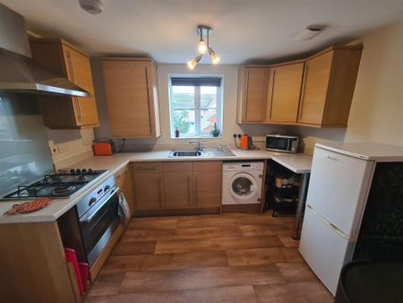 Prince Rupert Drive, Aylesbury - Photo 4