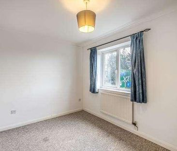 Oldhouse Close, High Wycombe, HP11 - Photo 2