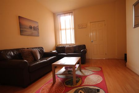 Helmsley Road, Sandyford - Photo 2