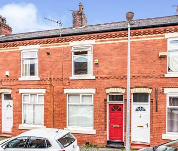 3 Bed Terraced House, Salford, M6 - Photo 3