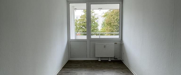 Große 3-Zimmer-Wohnung mit modernem Vinylboden in Braunschweig-Weststadt! - Photo 1