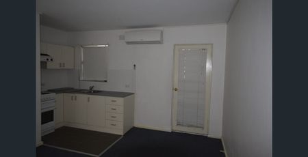 Tidy one bedroom! - Photo 4