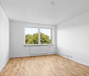 Agnesfridsvägen 41 - Photo 1