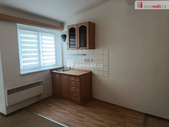 Velmi pěkný byt 1+kk s terasou, Praha 4 - Michle - Фото 1
