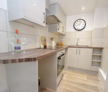 2 bedroom apartment to rent - Photo 4