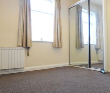 DerbyStreet, BURTON-ON-TRENT - Photo 2