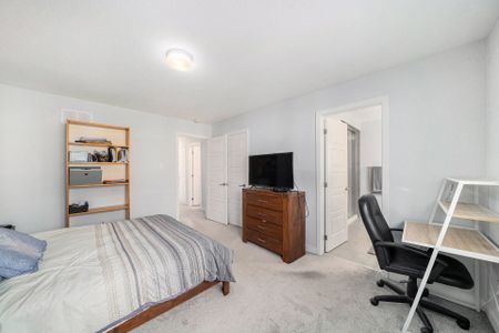 For Lease - 626 Allied Mews, Stittsville - Munster - Richmond, Ontario - Photo 5