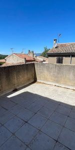 A LOUER - SAINT CANADET - MAISON DE VILLAGE + TERRASSE - Photo 4