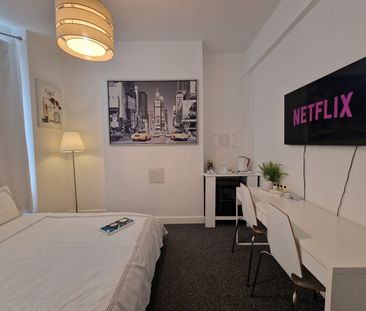 Room in a Shared House, Frith Road, E11 - Photo 2