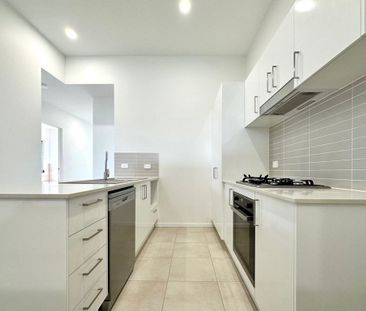 2/4 Goadsby Street, Cameron Park - Photo 6