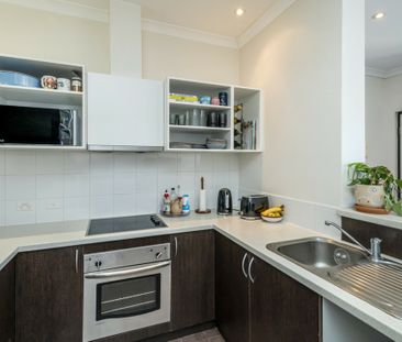 Private paradise in Inglewood - Photo 5