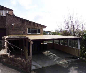 Private & Peaceful Townhouse - Photo 5