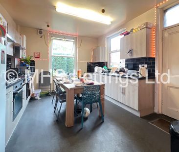 6 Bedroom Mid Terraced House for rent in Regent Park Avenue - Photo 6