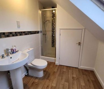 3 bedroom terraced house to rent - Photo 3