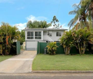 “HIGHSET FAMILY HOME PROVIDING COMFORT & CONVENIENCE” - Photo 3