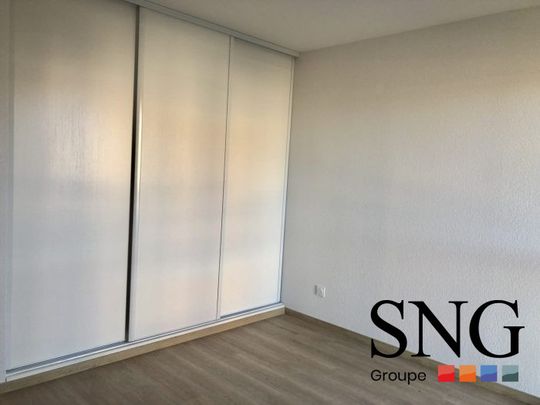 T3 AVEC BALCON ET PARKING - Photo 1