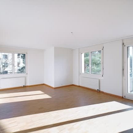 4.5 Zimmer, 109 m², 2. Stock - Photo 1