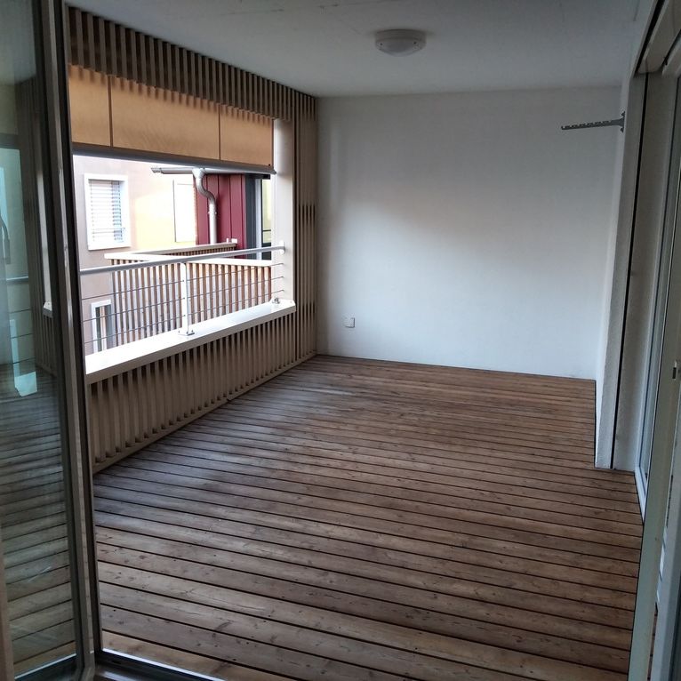 1 MONAT MIETZINSFREIE ZEIT - GROSSE 3.5-ZIMMERWOHNUNG MIT LOGGIA - Photo 1