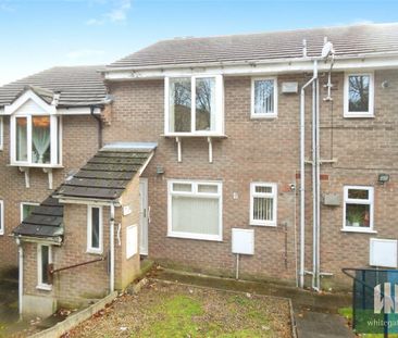 Barker Court, Birkby, Huddersfield, West Yorkshire, HD2 - Photo 6