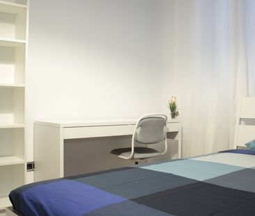 Calle de Francisco Silvela, Madrid, Community of Madrid 28028 - Photo 6