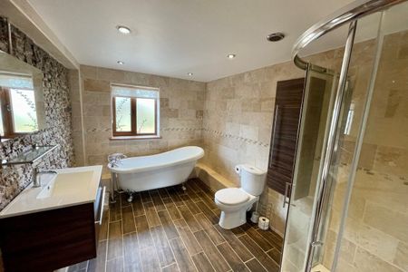 High Street, Thetford, Feltwell - Photo 2