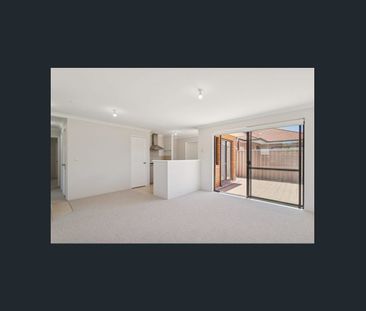 Freshly updated and move-in ready - Photo 1