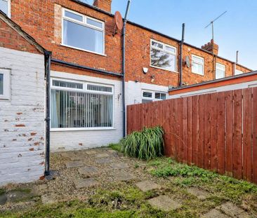 3 bedroom terraced house to rent - Photo 3