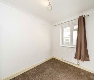 Tamworth Lane, CR4 1DD, Mitcham - Photo 6