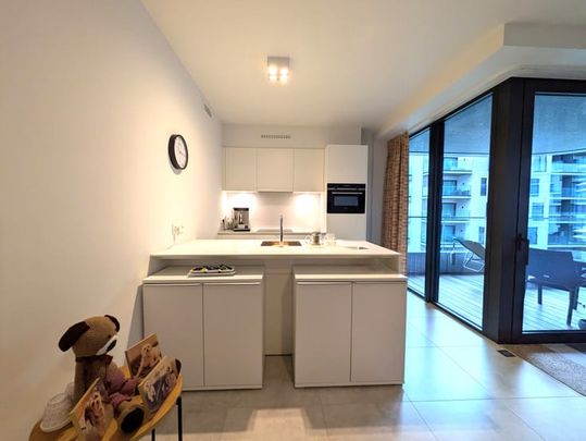 Appartement te huur - Photo 1