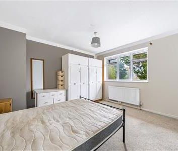 Stroud Crescent, SW15 - Photo 4