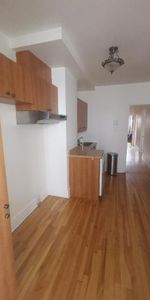 VERDUN Joli Logement NON-FUMEUR 4 1/2 + VÉRANDA - Photo 3