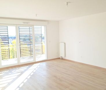Location Appartement 3 pièces 70m² VALENCIENNES 59300 - Photo 3