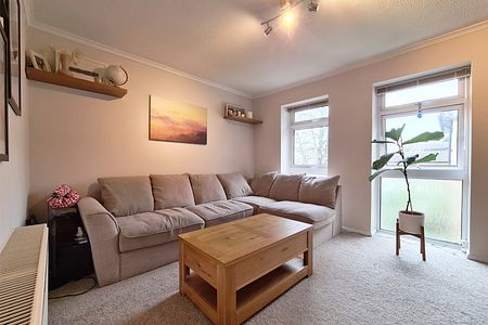 1 bed maisonette to rent in Fleetham Gardens, Lower Earley, Reading, Berkshire, RG6 4BZ - Photo 2