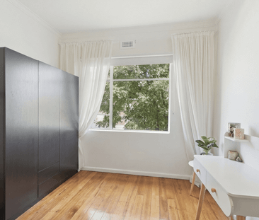 Renovated Unit Within Walking Distance of Main Street - Photo 2