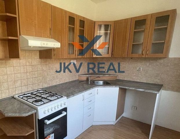 Podnájom 3-izbového domu / bytu so záhradou – Nitra, Klokočina - Photo 1