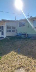 Thorncliffe NW Calgary - Photo 3