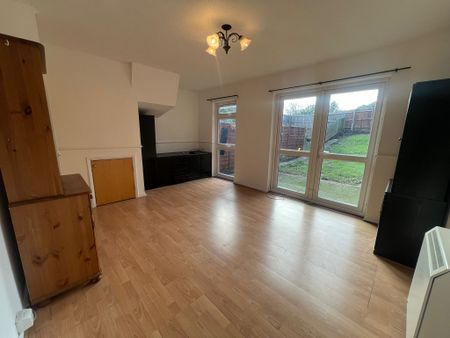 Ryeland Close, Yiewsley, West Drayton, UB7 8AX - Photo 2