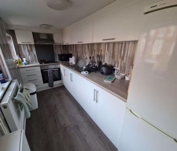 5 bedroom house to rent - Photo 1