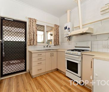 Affordable Two-Bedroom Unit Close to Amenities - Photo 5