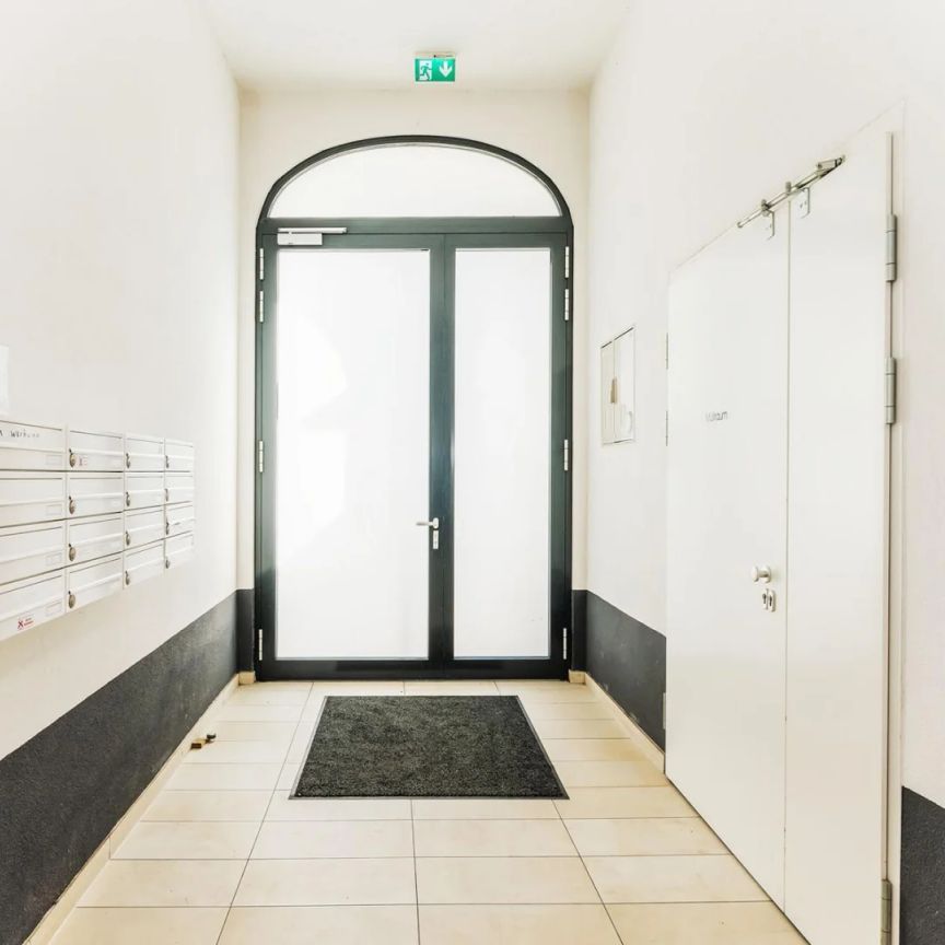 2-Zimmer-Dachgeschosswohnung im Nußdorf zu vermieten! - Photo 1