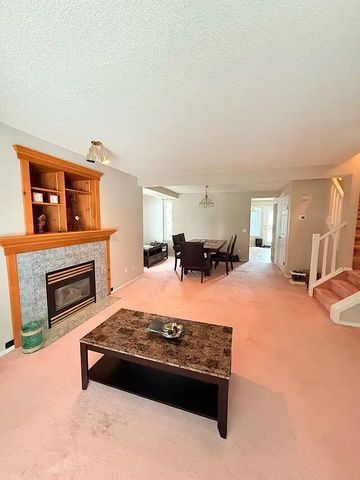 7212 Sierra Morena Boulevard Southwest, Calgary - Photo 2