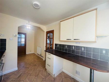 2 bedroom terraced house to rent - Photo 5