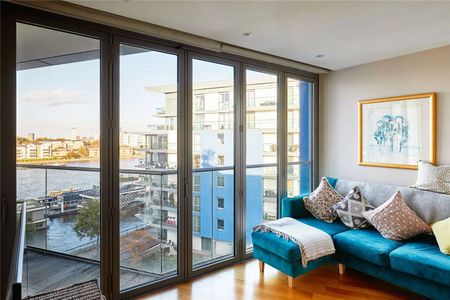 Eastfields Avenue, London, SW18 1LP - Photo 2