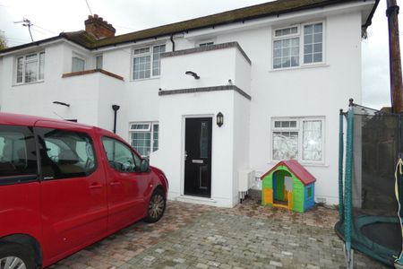 Tavistock Avenue - Photo 4