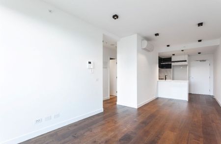 Located in Heart of Doncaster with a Walk to Westfield - Photo 5